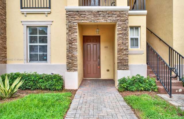 3360 NE 14th Dr - 3360 Northeast 14th Drive, Homestead, FL 33035