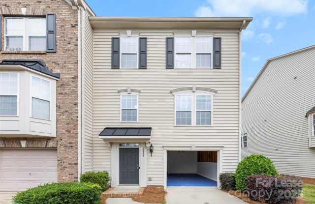 2151 Belle Vernon Avenue photos photos