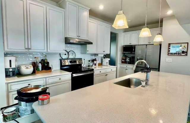 4735 Green Mountain Drive photos photos