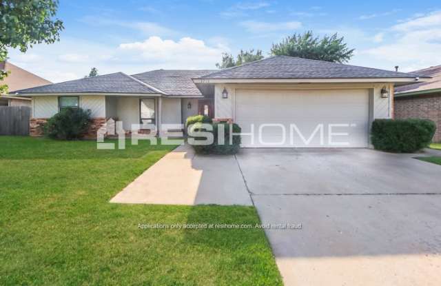 3713 Summerwind Avenue photos photos