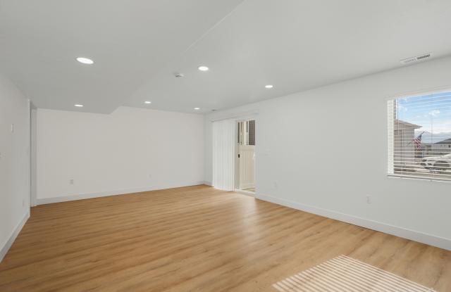 1298 Sage Dr Gallery 4