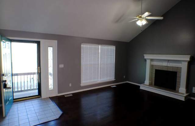 7024 North Winchester Avenue photos photos