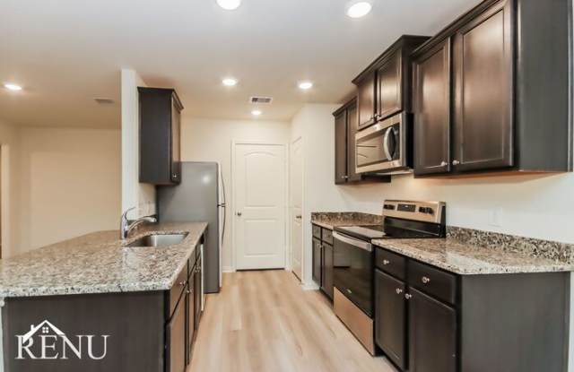 10506 Sweetwater Creek Drive Gallery 4