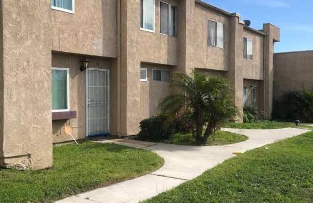 1480 E Marshall Blvd #15 Gallery 3