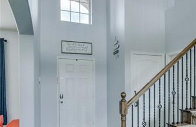 10000 Bridgewater Drive Gallery 4