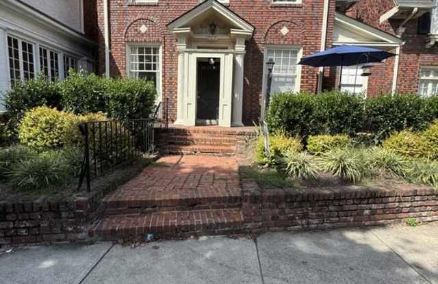 712 N Arther Ashe Blvd photos photos