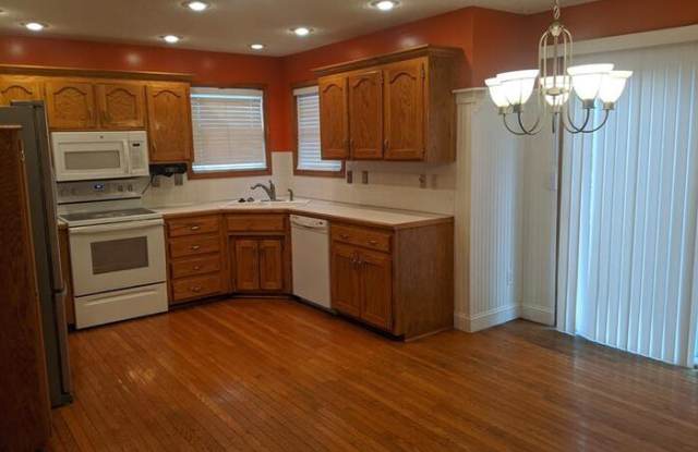 1400 Cottonwood Drive Gallery 2