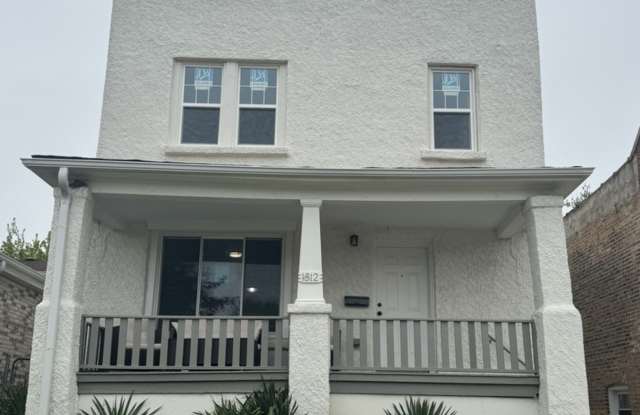 1512 Lombard Avenue photos photos