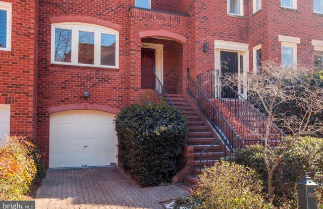 3956 GEORGETOWN COURT NW photos photos