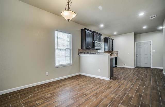13642 Garden Grove Drive Gallery 4
