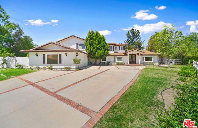 5845 Hilltop Rd - 5845 Hilltop Road, Hidden Hills, CA 91302