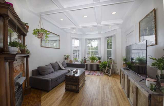 1308 West Byron Street #2 Gallery 2