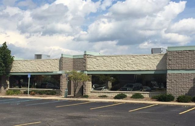 42500-42524 Hayes - 42500 Hayes Rd, Macomb County, MI 48038