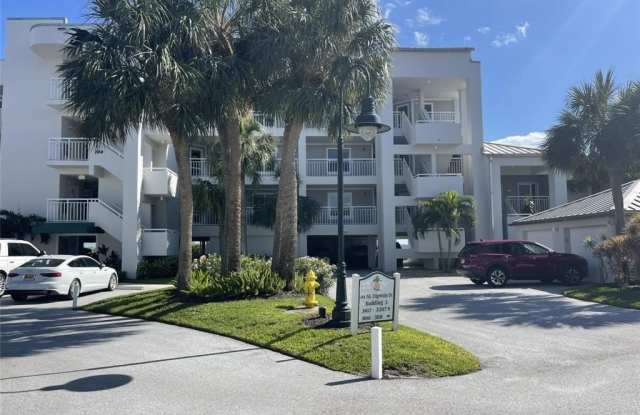 144 NE Edgewater Drive unit: 3102 photos photos