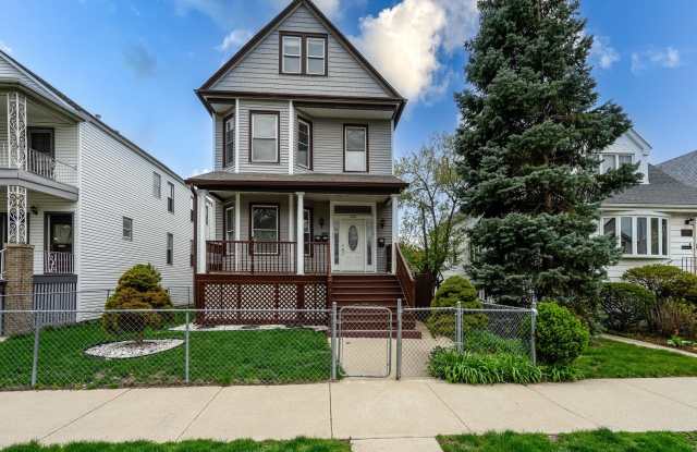 4326 N Avers Avenue unit: 2 photos photos