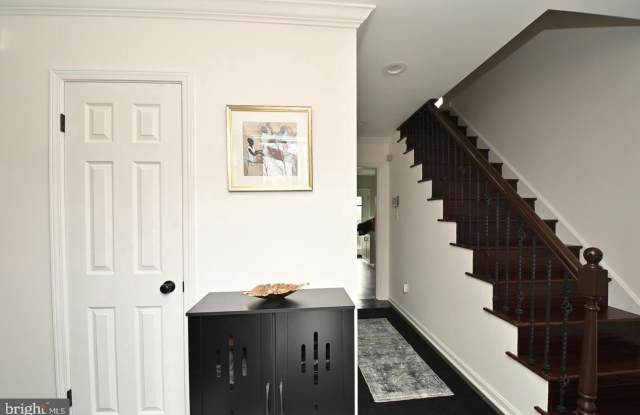 6431 FOREST Road Gallery 3