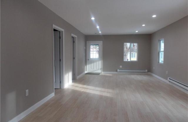 6 West End Avenue Gallery 3