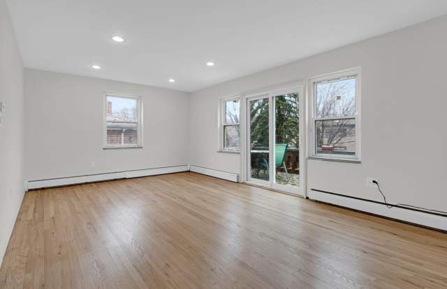 5912 Spencer Avenue Gallery 3