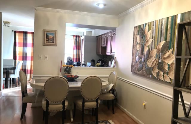 2108 HUTCHISON GROVE COURT Gallery 3