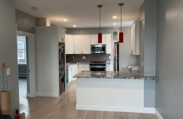 117 Orleans St 8 Gallery 3