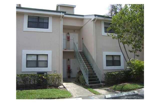 8793 NW 39th St photos photos