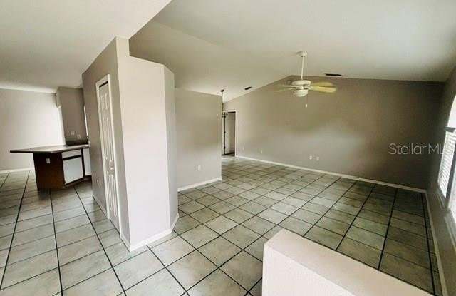 2830 ASCOT Lane Gallery 3