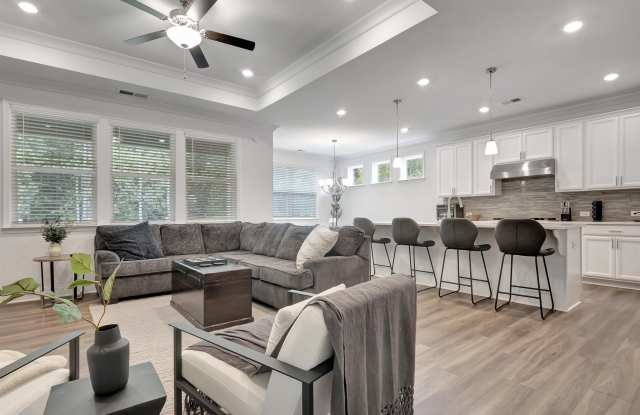 460 Plainfield photos photos