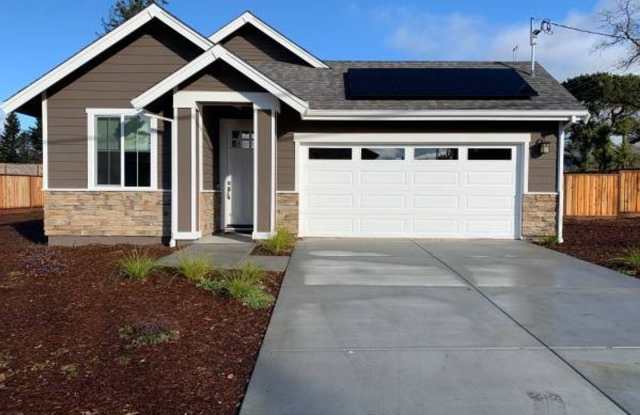 315 Ursuline Rd - 315 Ursuline Road, Larkfield-Wikiup, CA 95403
