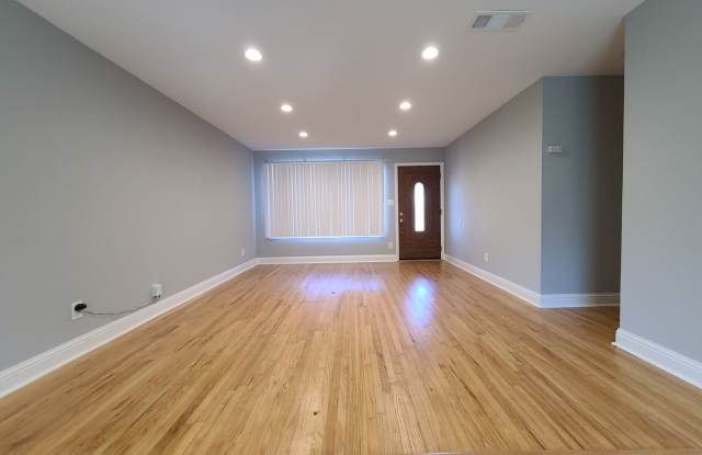 3bed/ 2bath Home in a great school district! Gallery 4