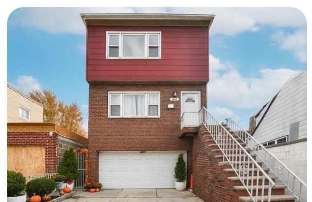 4608 GRAND AVE photos photos