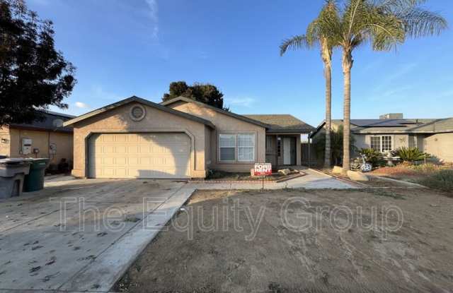 470 Lemonwood Ave - 470 Lemonwood Avenue, Tulare, CA 93274