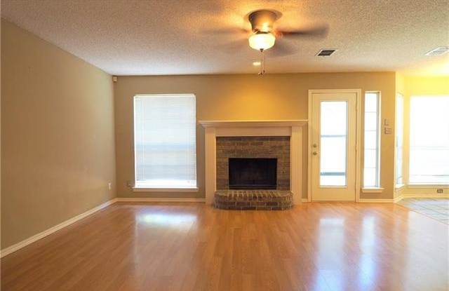 2932 Renaissance Circle Gallery 4