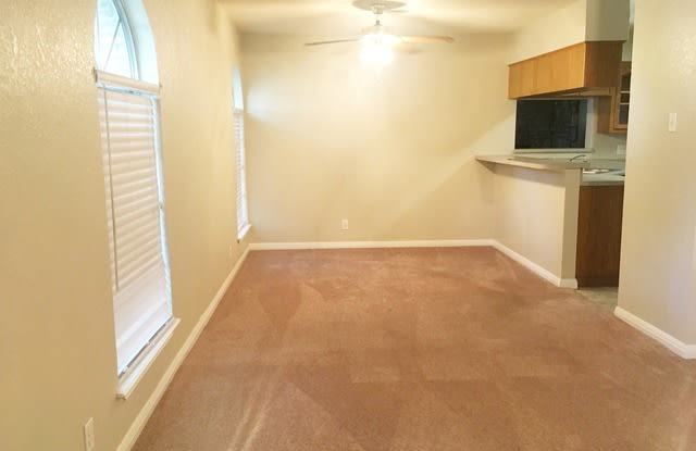 140 HILLCREST DR Gallery 4