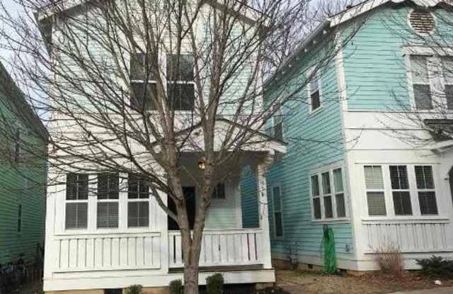 356 Spring Street - 356 Spring Street, Davidson, NC 28036