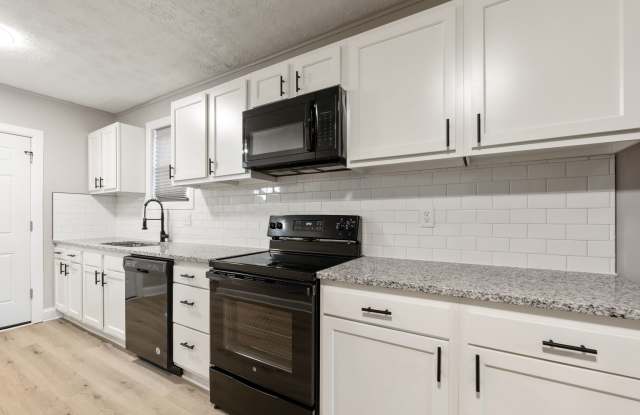 2045 Briarwood Avenue photos photos