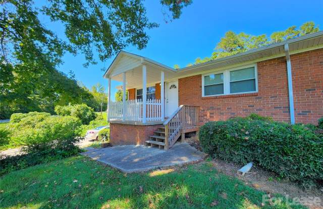 4633 SE Club View Drive - 4633 Club View Drive, Cabarrus County, NC 28025