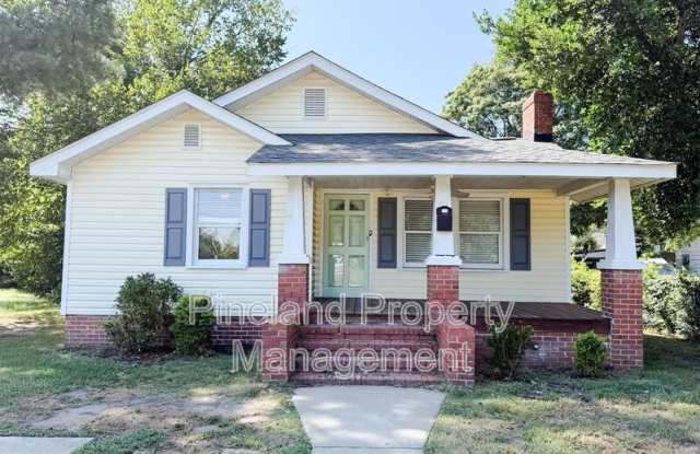 316 Broadfoot Ave - 316 Broadfoot Avenue, Fayetteville, NC 28305