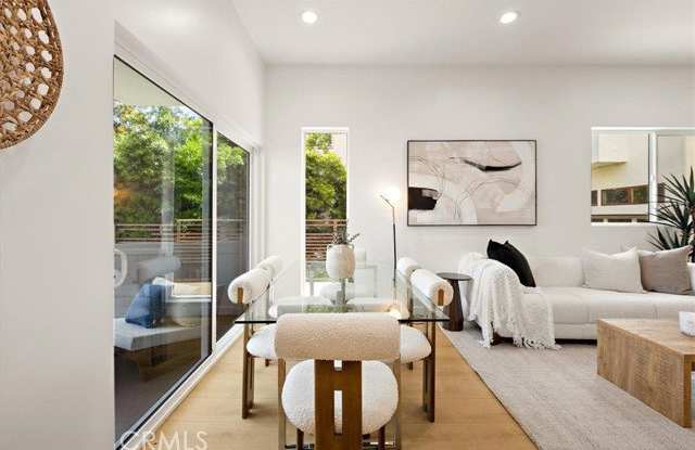 642 East Fairview Boulevard Gallery 2