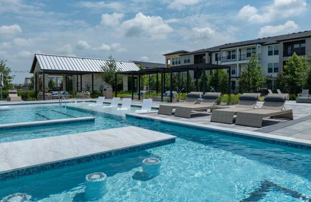 Alexan Cypress Creek photos photos