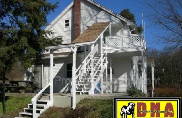 2157 Shafer Road Gallery 1