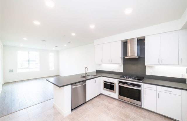 2438 Nolita - 2438 Nolita, Irvine, CA 92612