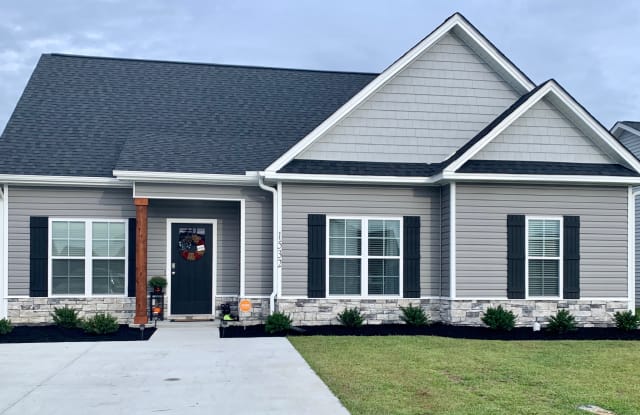 1532 Penncross Drive - 1532 Penncross Drive, Greenville, NC 27834