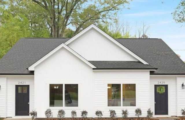 4813 Victoria Avenue photos photos