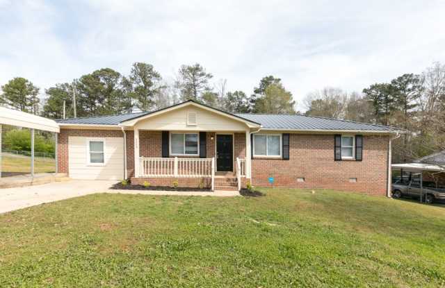 Move-In Ready 4-Bedroom Gem – Comfort & Convenience Combined Gallery 1