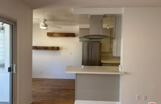 8710 Delgany Ave Gallery 2