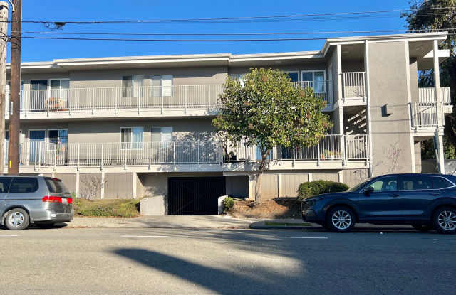 Prime Location, 2-Bedroom 1-Bath Apartment in the Heart of Berkeley, just off University Ave - 1929 California Street, Berkeley, CA 94703