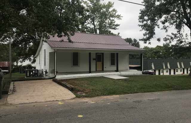 204 Spring Street photos photos