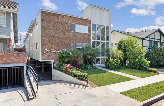 624 W Wilson Ave photos photos