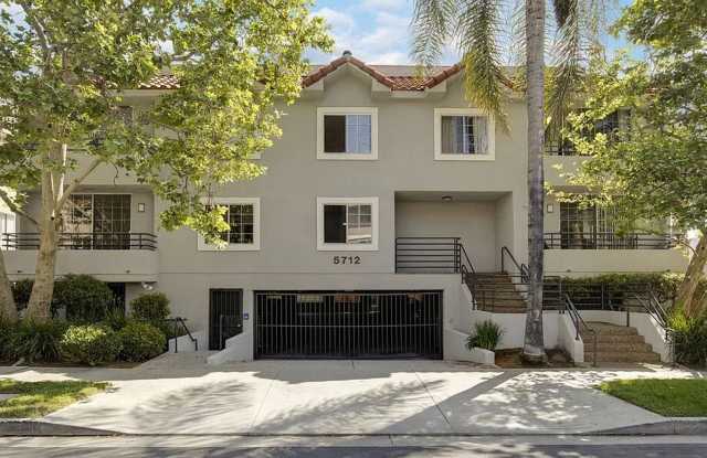 5712 Camellia Gallery 1