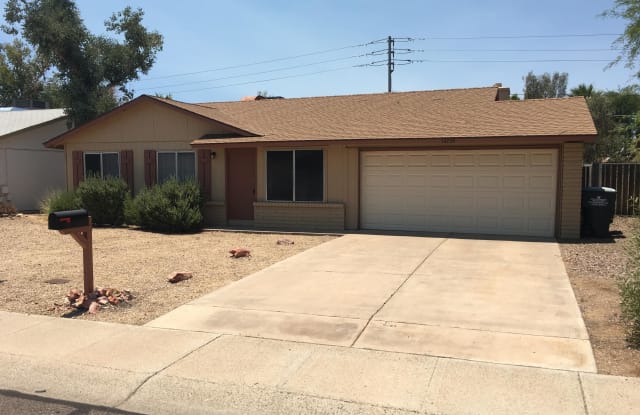 12738 N 40TH Place - 12738 North 40th Place, Phoenix, AZ 85032